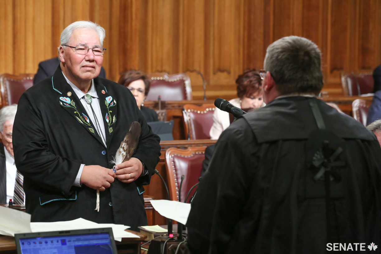 Senator Sinclair is sworn in on April 12, 2016 in the Red Chamber in Parliament’s Centre Block.