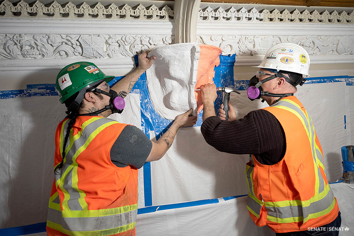 Step 5: Once cured, conservators detach this plaster casing. Depending on the shape and configuration of the original, the casing sometimes has to be removed in two sections.